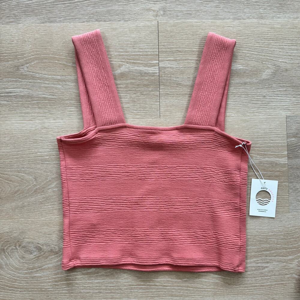 Daily Practice Cropped Tank - Size M - Picture 4 of 6